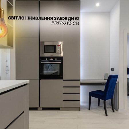 Petrovdom 166-3B In Beautiful Apartments In Rc "Yaroslaviv Grad" Kiev Eksteriør billede